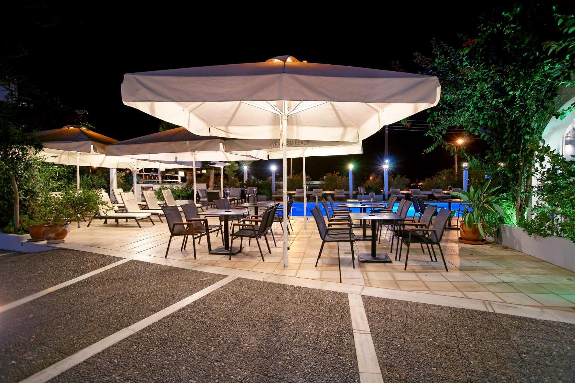 Kyparissia Beach Hotel Esterno foto